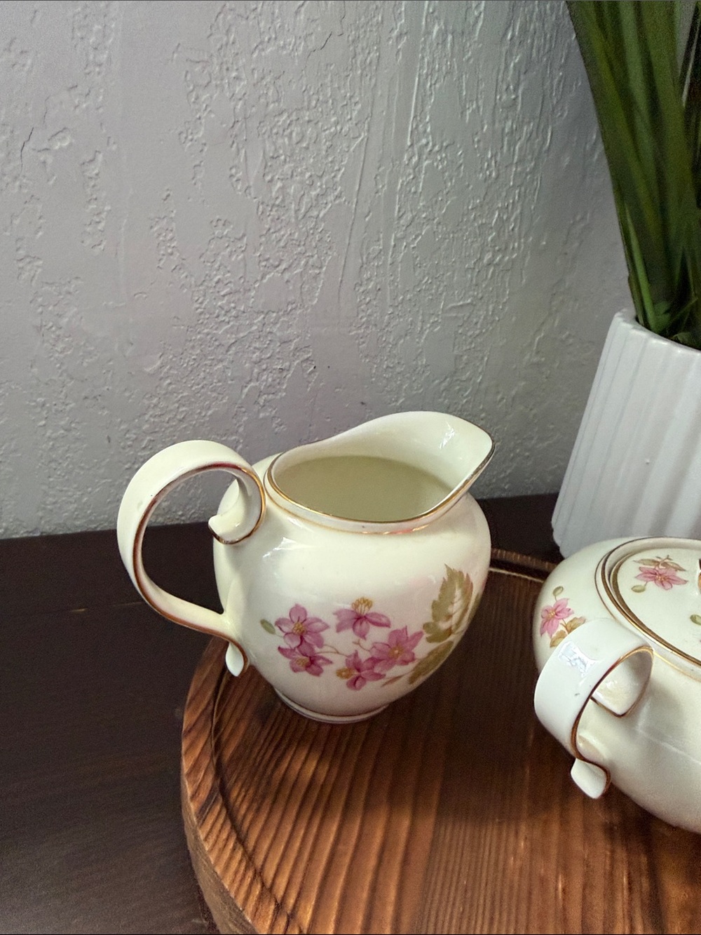 Franconia Krautheim selb Bavaria  set of Cream and Sugar with Pink Floral - Picture 8 of 12